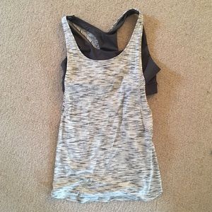 Lululemon 2-in-1 tank